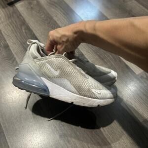 Nike Air Max 270 Boys Size 2.5 YShoes White Athletic Running Sneakers AO2372-103